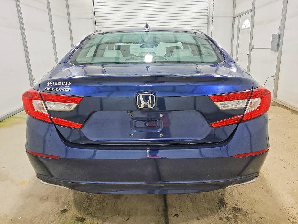 1HGCV1F10KA150984
