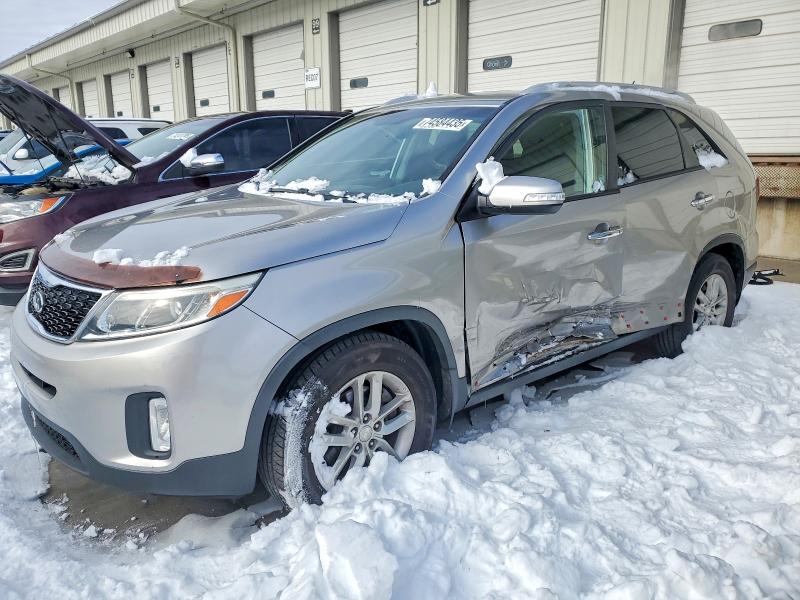 2015 KIA SORENTO LX — VIN 5XYKT4A69FG658445