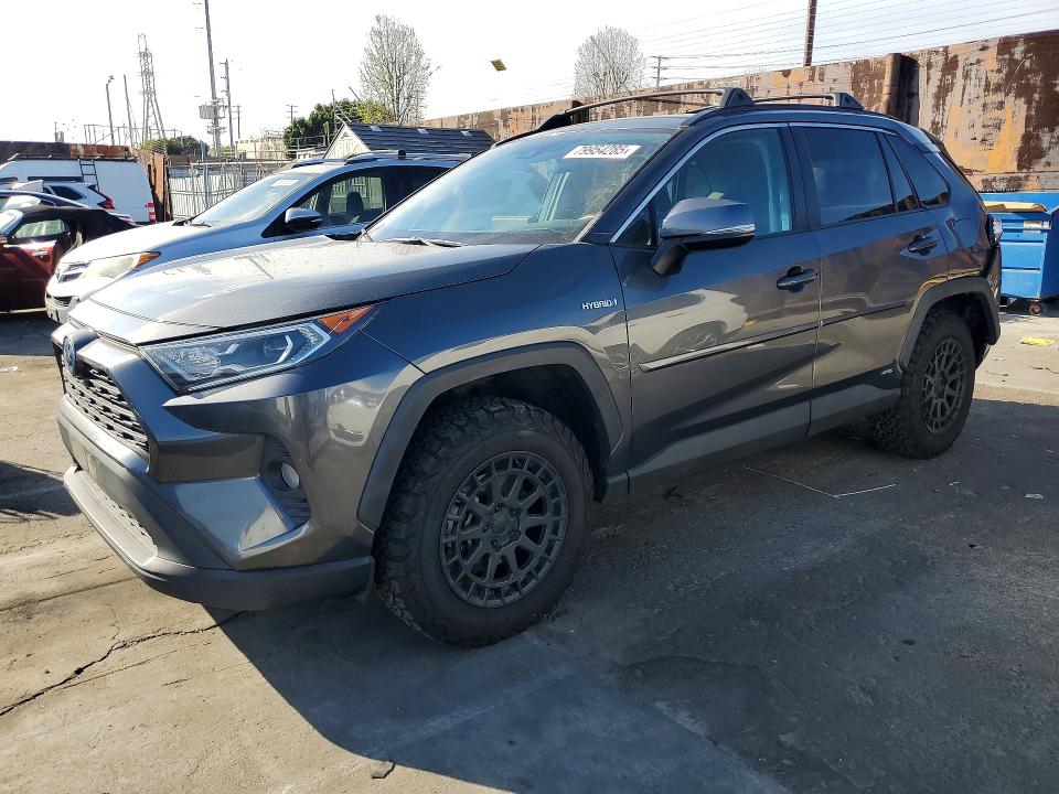 2021 TOYOTA RAV4 HYBRID — VIN 4T3R6RFV1MU027495