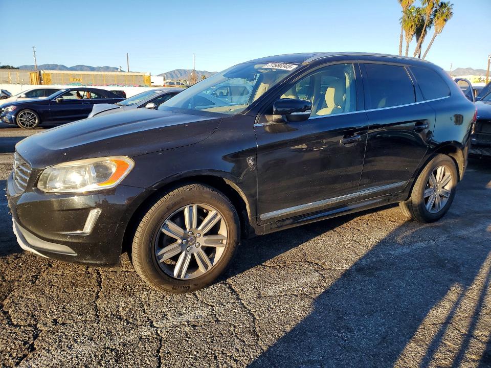 2016 VOLVO XC60 — VIN YV440MDK2G2875144