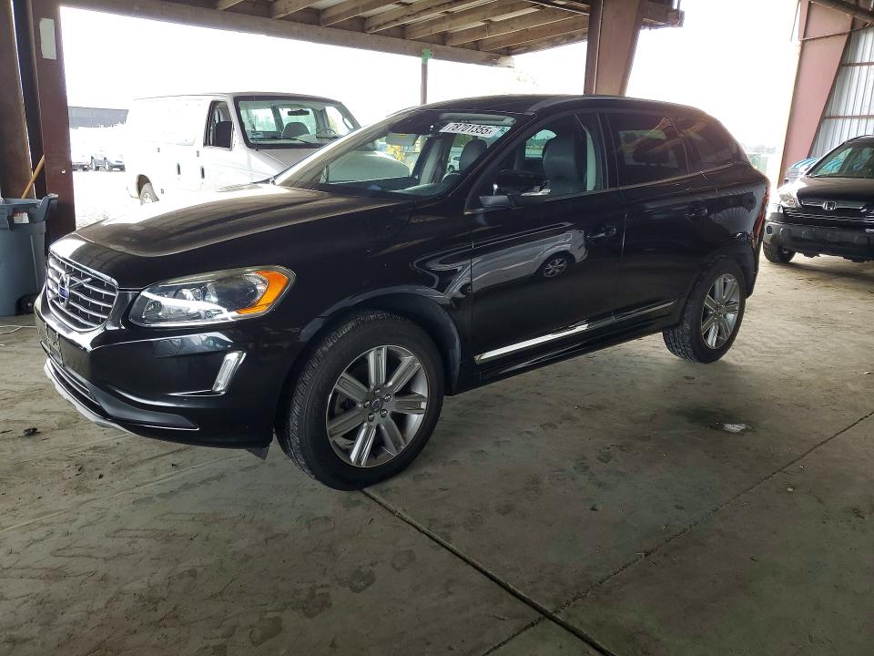 2017 VOLVO XC60 — VIN YV440MDUXH2067725