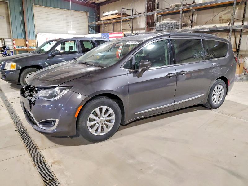 2018 CHRYSLER PACIFICA T — VIN 2C4RC1BG3JR246675