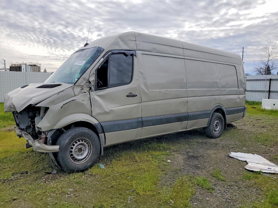 2017 MERCEDES-BENZ SPRINTER — VIN WD3PE8CD2HP525054