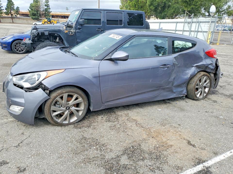 2017 HYUNDAI VELOSTER — VIN KMHTC6ADXHU313369