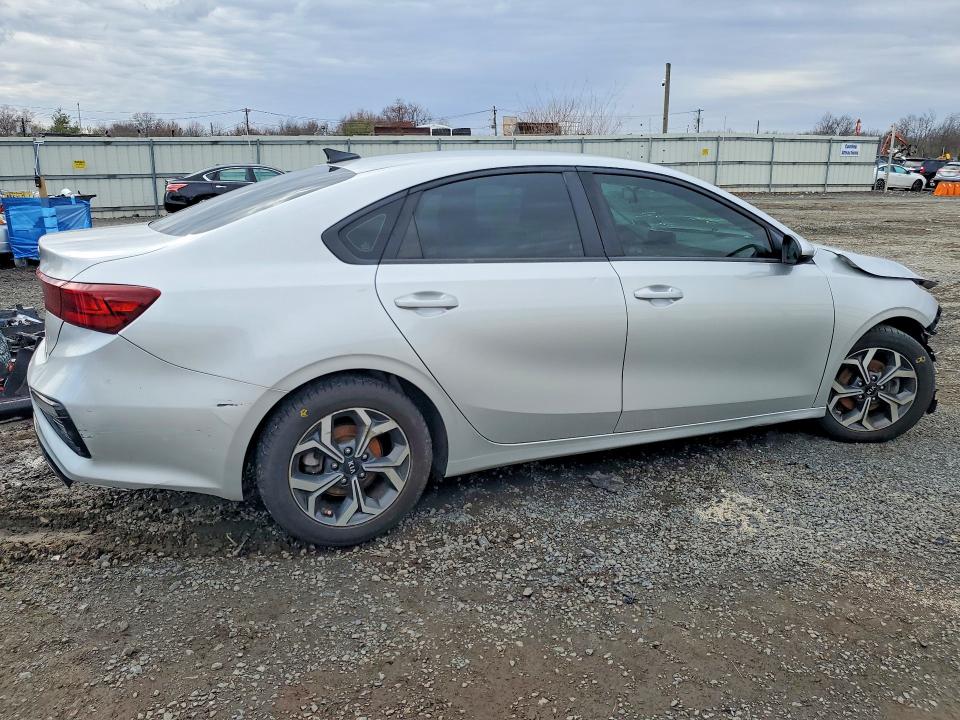 3KPF24AD1LE163250