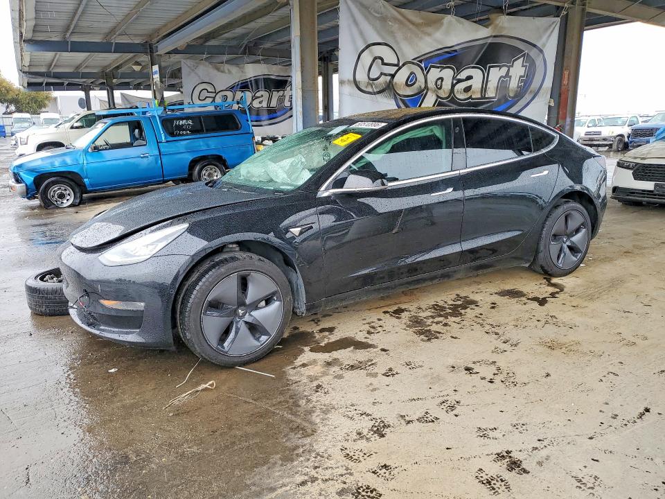 2018 TESLA MODEL 3 — VIN 5YJ3E1EA2JF172670