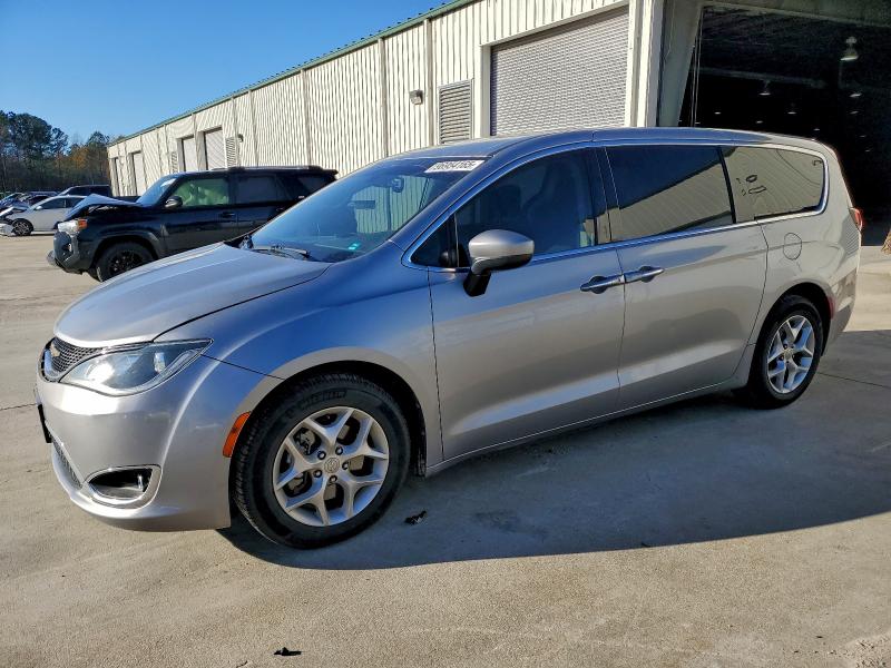 2017 CHRYSLER PACIFICA T — VIN 2C4RC1BG1HR841339