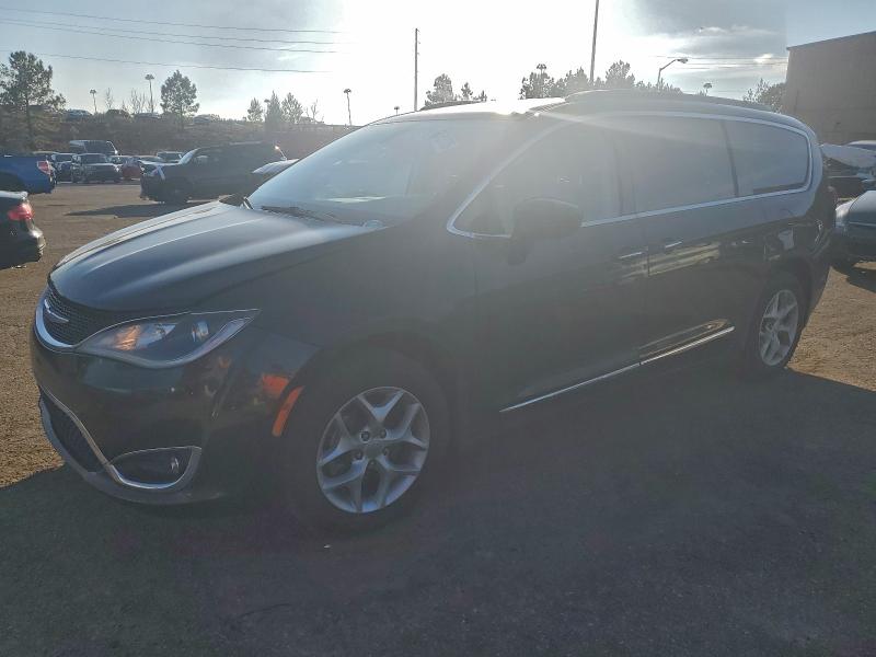 2017 CHRYSLER PACIFICA T — VIN 2C4RC1BG6HR668157