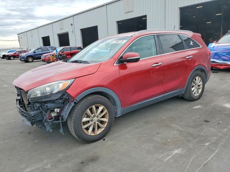 2017 KIA SORENTO LX — VIN 5XYPG4A50HG214701