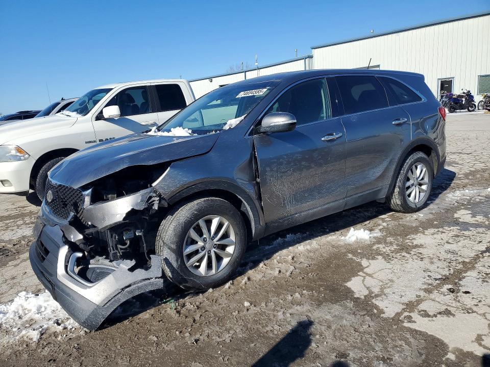 2016 KIA SORENTO LX — VIN 5XYPG4A37GG076152