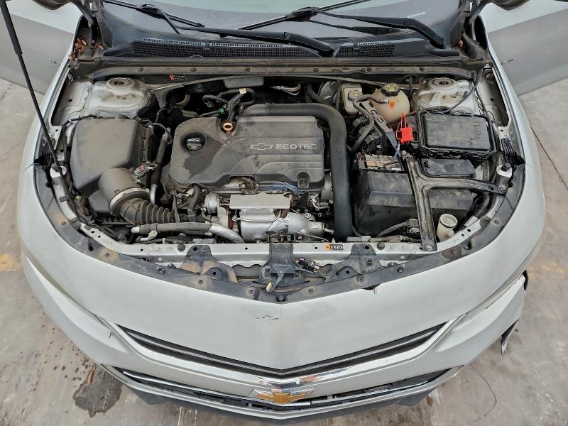 1G1ZD5ST2JF156421