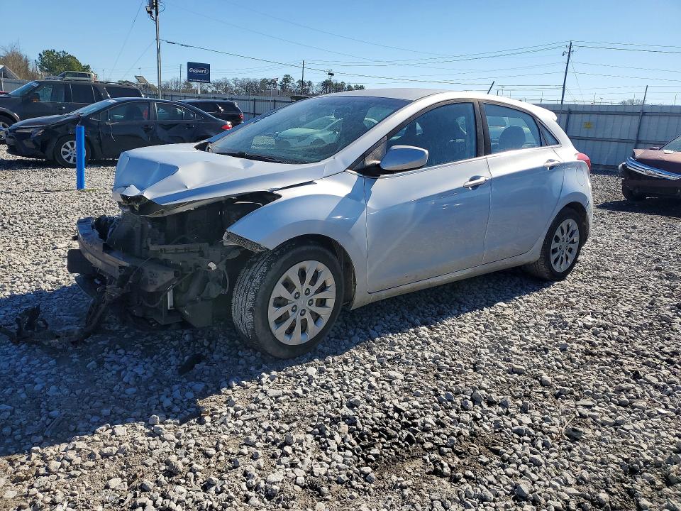 2017 HYUNDAI ELANTRA GT — VIN KMHD35LH5HU383666