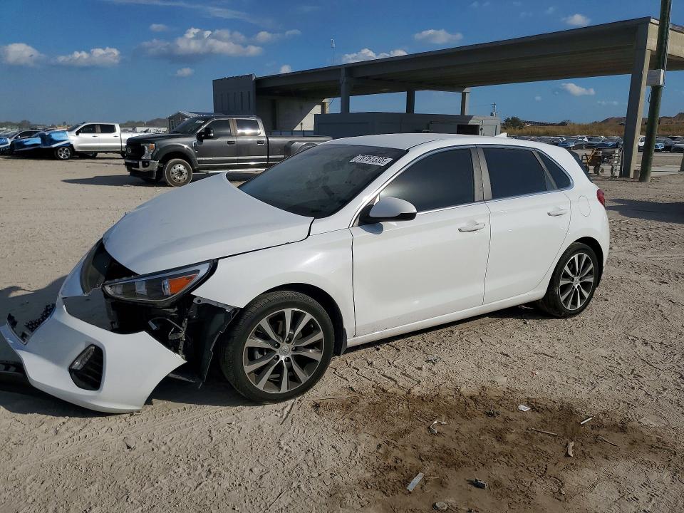 2020 HYUNDAI ELANTRA GT — VIN KMHH35LE0LU142050
