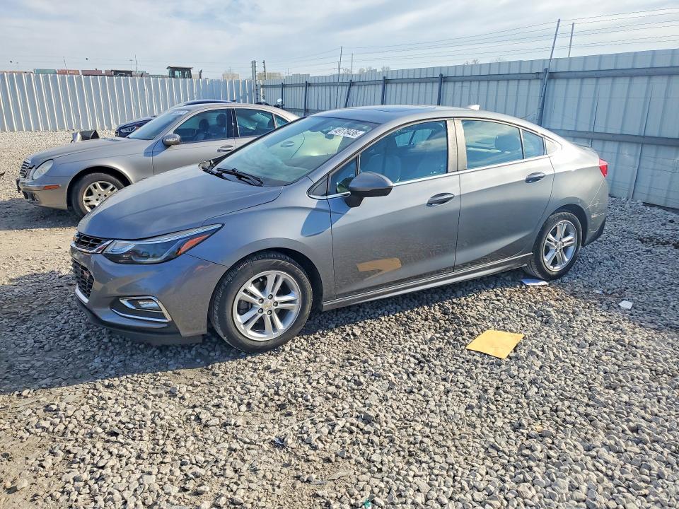 2018 CHEVROLET CRUZE — VIN 1G1BE5SM5J7220808