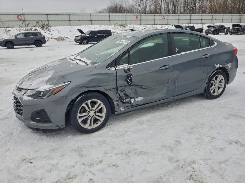2019 CHEVROLET CRUZE LT — VIN 1G1BE5SM6K7116183