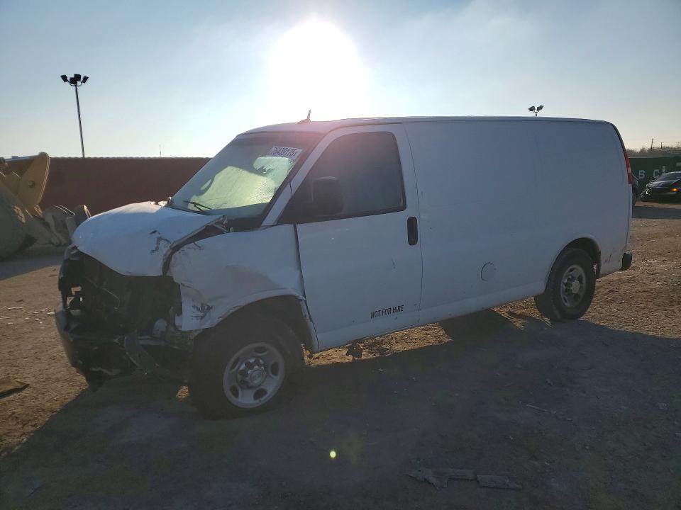2015 CHEVROLET EXPRESS G2500 — VIN 1GCWGFFF1F1101622