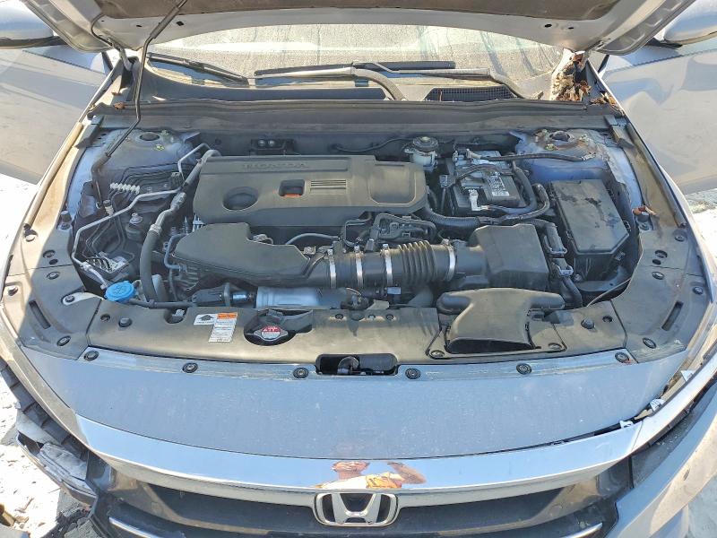 1HGCV2F96NA015704