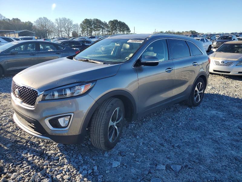 2018 KIA SORENTO EX — VIN 5XYPH4A59JG385353