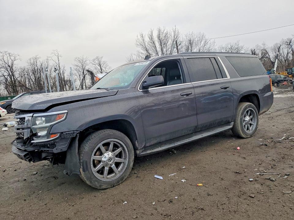2015 CHEVROLET SUBURBAN — VIN 1GNSKJKC9FR226159