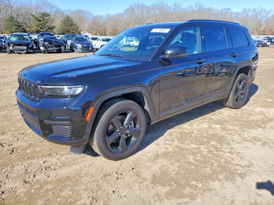 2025 JEEP GRAND CHEROKEE — VIN 1C4RJKAG6S8713212