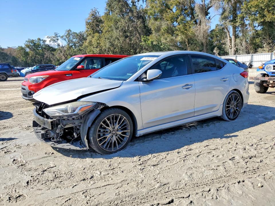 2018 HYUNDAI ELANTRA — VIN KMHD04LB4JU506720