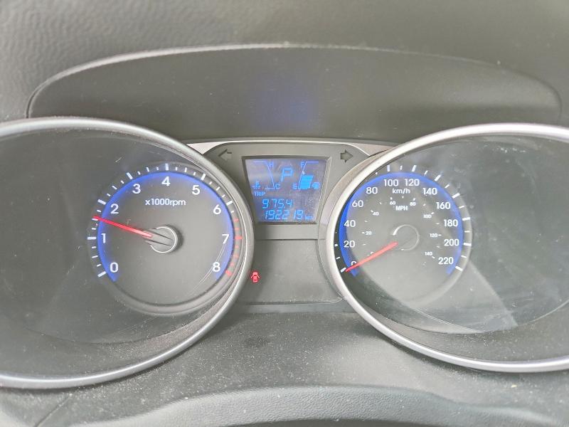 KM8JTCAF0FU009505