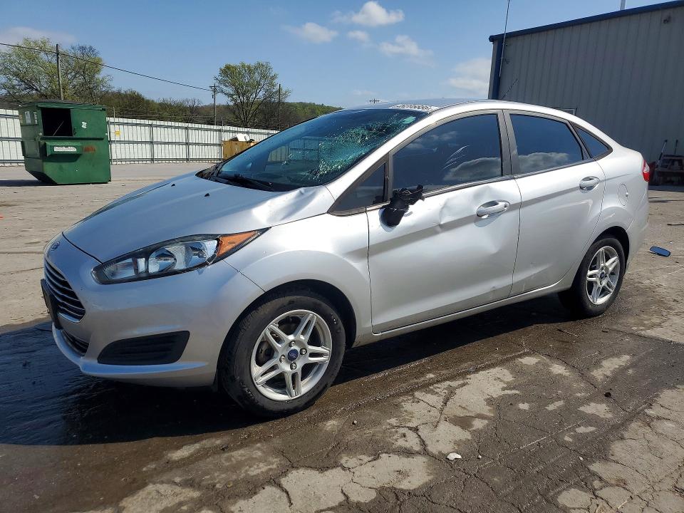 2018 FORD FIESTA — VIN 3FADP4BJ3JM145273