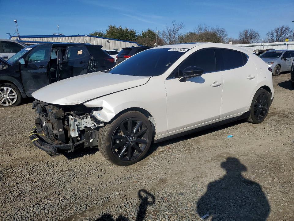 2020 MAZDA 3 — VIN JM1BPBNM4L1152874