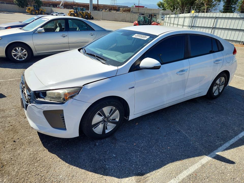 2017 HYUNDAI IONIQ HYBRID — VIN KMHC65LC9HU036929