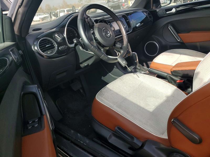3VW517AT2FM809474