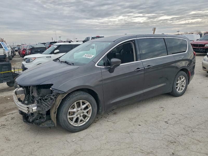 2017 CHRYSLER PACIFICA T — VIN 2C4RC1DG8HR506947