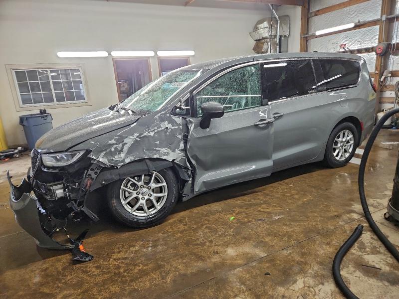 2023 CHRYSLER PACIFICA T — VIN 2C4RC1BG1PR546806