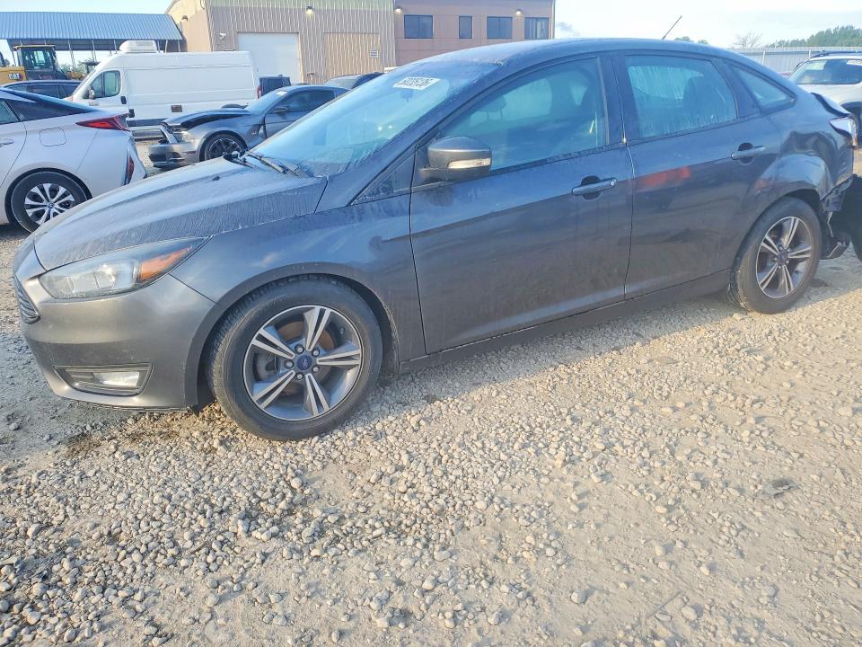 2017 FORD FOCUS — VIN 1FADP3FE7HL290237