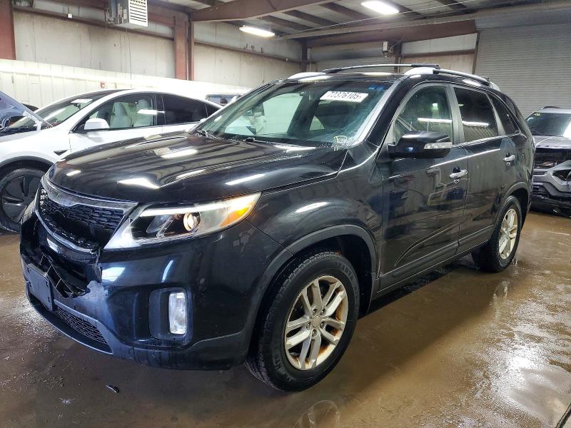 2015 KIA SORENTO LX — VIN 5XYKT4A65FG620792