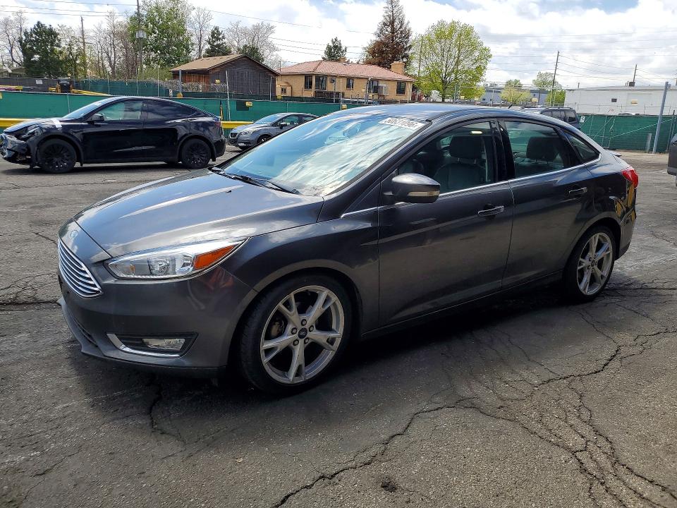 2015 FORD FOCUS — VIN 1FADP3J26FL364788