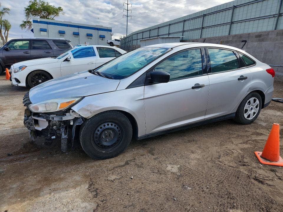 2016 FORD FOCUS — VIN 1FADP3E23GL405289