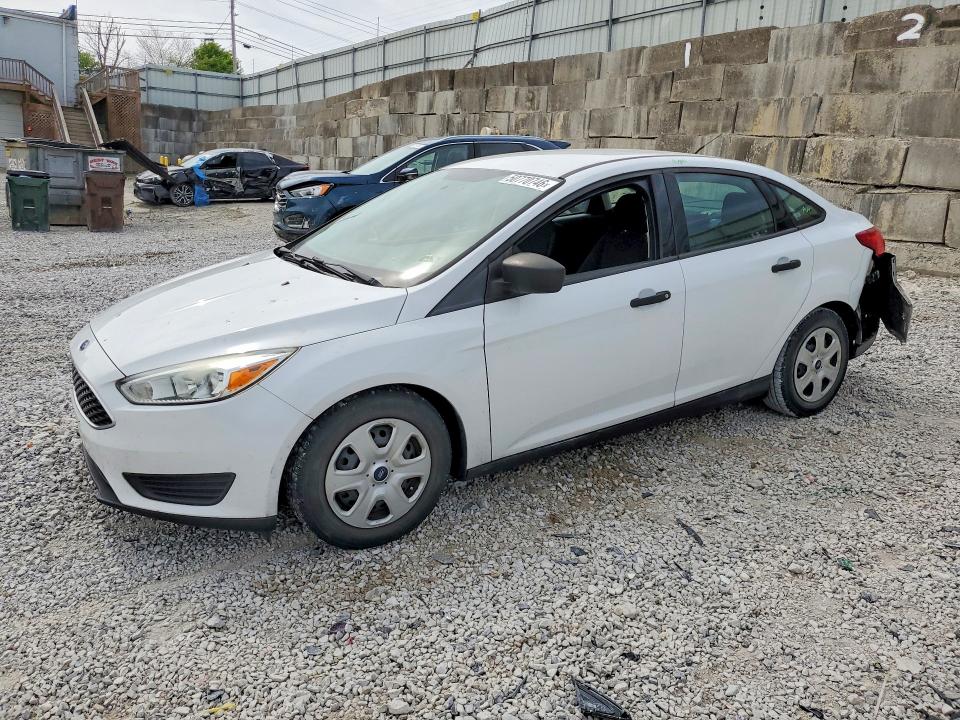 2015 FORD FOCUS — VIN 1FADP3E26FL292971