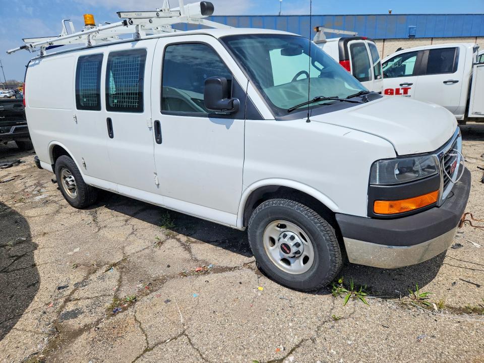 1GTW7AFF8G1906912