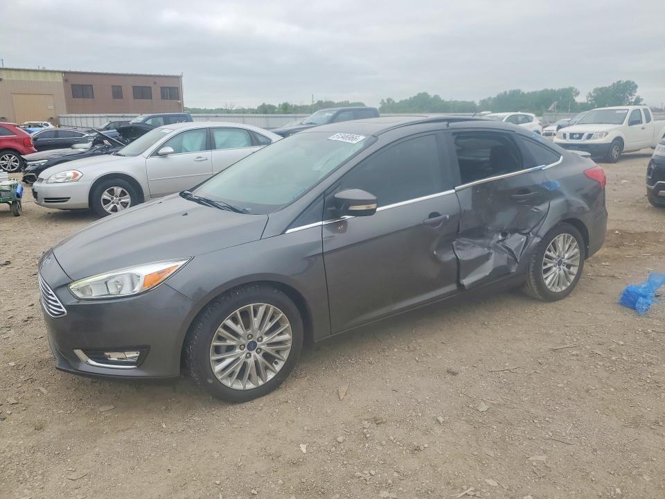 2018 FORD FOCUS — VIN 1FADP3J20JL233204