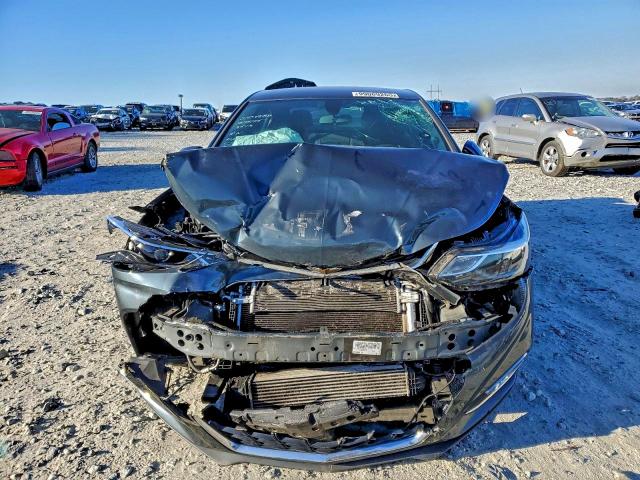 1G1BE5SM8H7133513