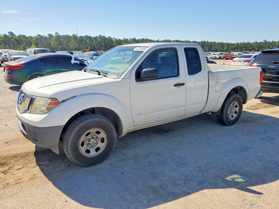 2015 NISSAN FRONTIER — VIN 1N6BD0CTXFN752817
