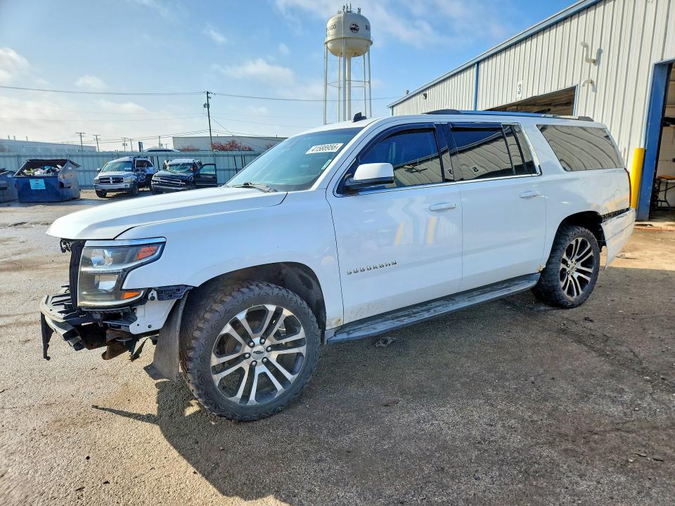 2015 CHEVROLET SUBURBAN — VIN 1GNSKJKC6FR223381