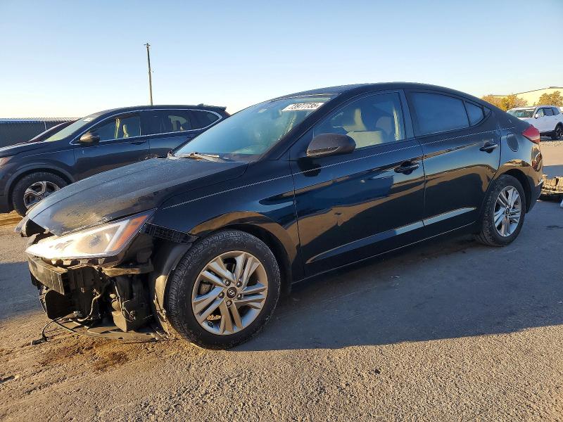 2019 HYUNDAI ELANTRA SE — VIN KMHD84LF2KU844243