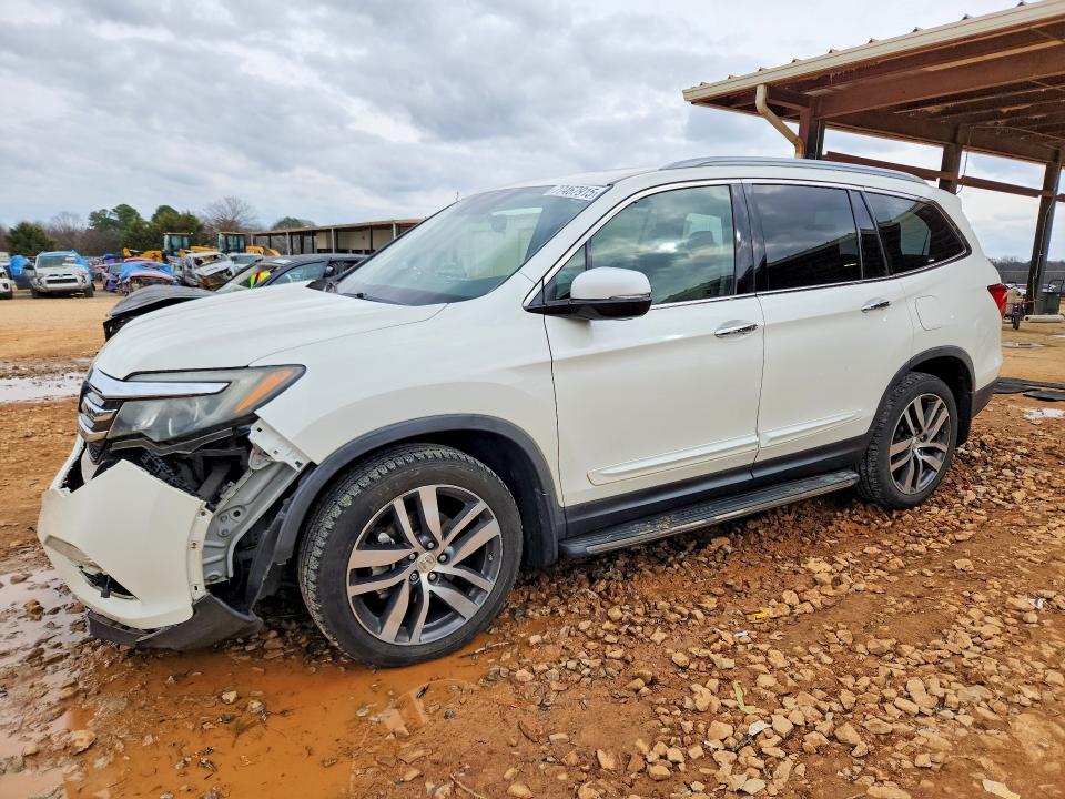 2017 HONDA PILOT — VIN 5FNYF6H07HB016623