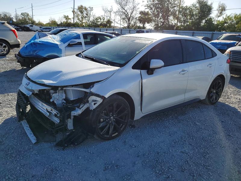 2024 TOYOTA COROLLA LE — VIN JTDBCMFEXR3056064