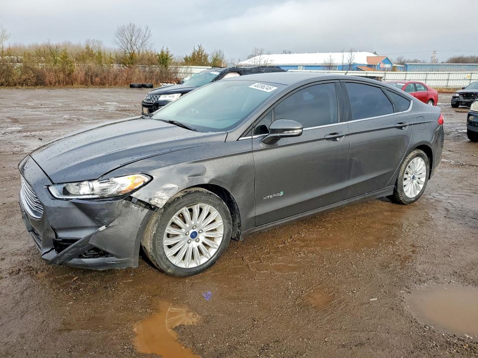 2016 FORD FUSION — VIN 3FA6P0LU0GR388240
