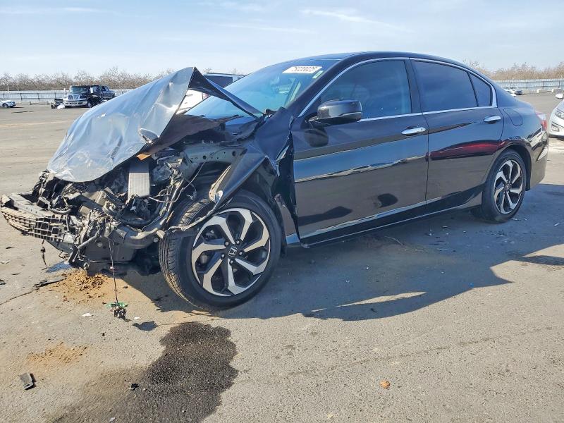 2017 HONDA ACCORD — VIN 1HGCR2F78HA152196