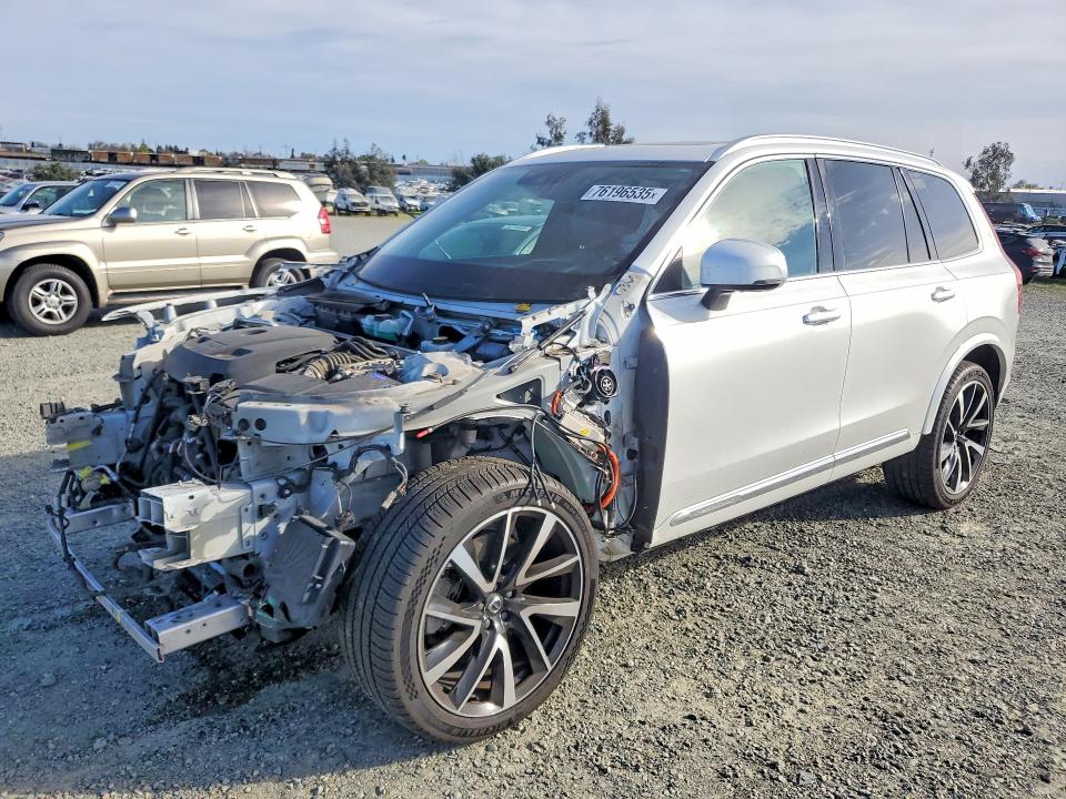 2019 VOLVO XC90 — VIN YV4BR0CL3K1511717
