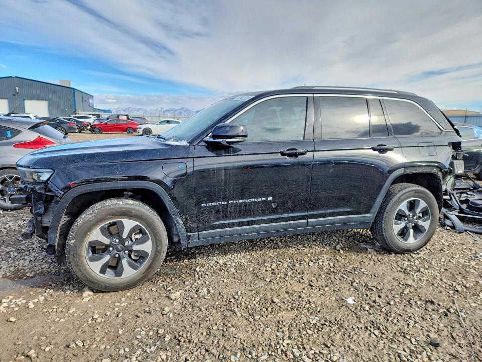 2023 JEEP GRAND CHEROKEE — VIN 1C4RJYB63P8785792