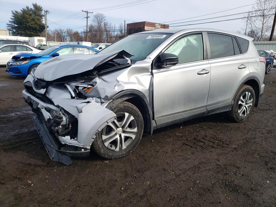2018 TOYOTA RAV4 — VIN 2T3BFREV8JW709045